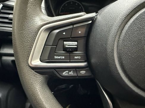 Used 2018 Subaru Crosstrek 2.0i AWD/4WD image 23