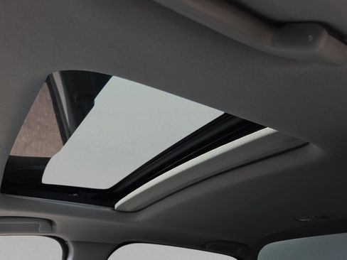 Used 2018 Honda CR-V EX image 13