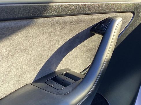 Used 2023 Tesla Model Y Long Range image 11