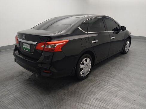 Used 2018 Nissan Sentra S FWD image 9