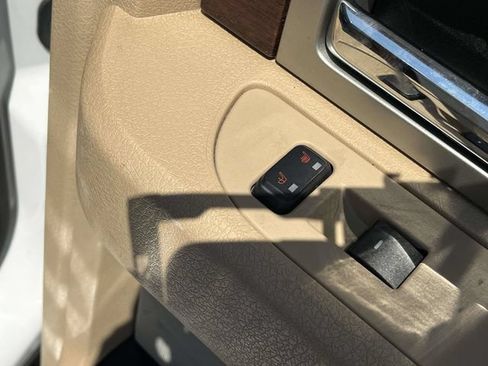 Used 2014 Ford F150 King Ranch w/ King Ranch Luxury Package AWD/4WD image 24