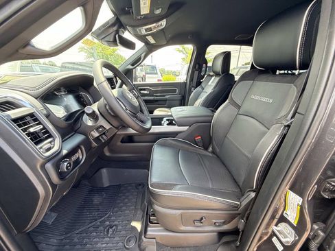 New 2025 RAM 2500 Laramie w/ Sport Appearance Package AWD/4WD image 12