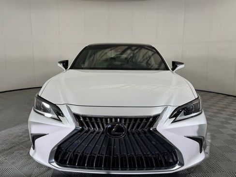 Used 2023 Lexus ES 350 w/ Premium Package image 11