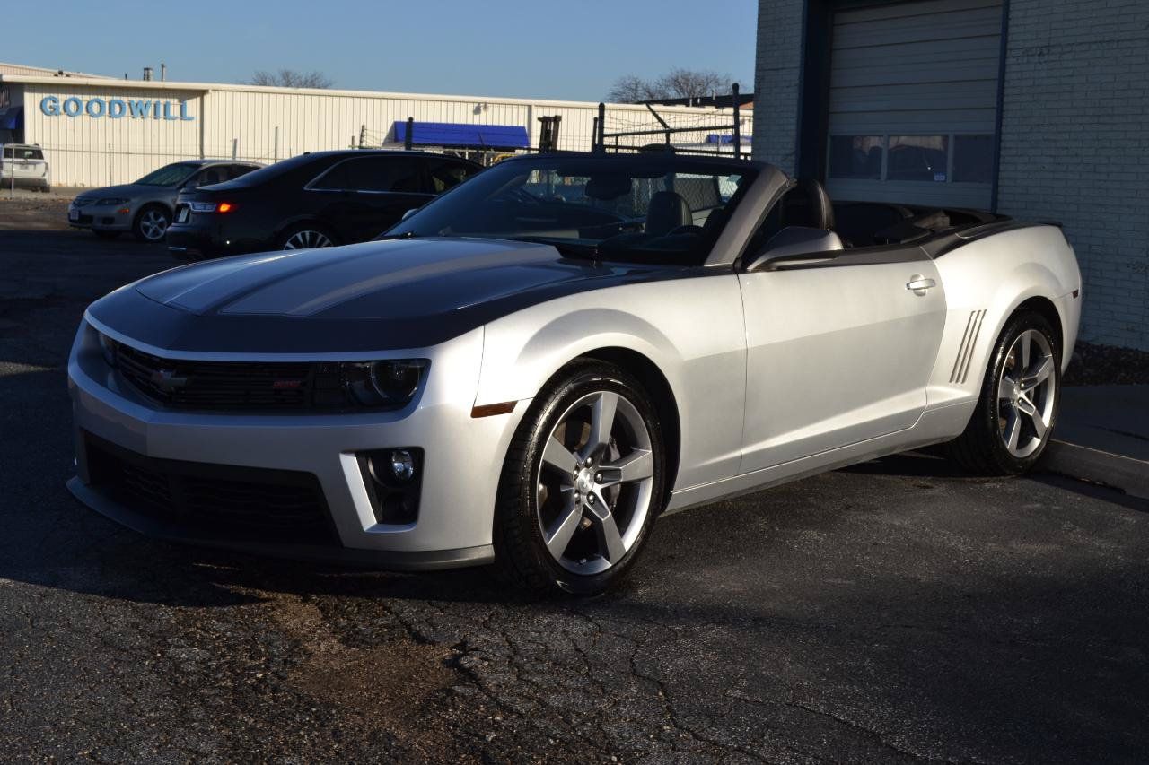 Used 2012 Chevrolet Camaro SS w/ RS Package RWD image 12