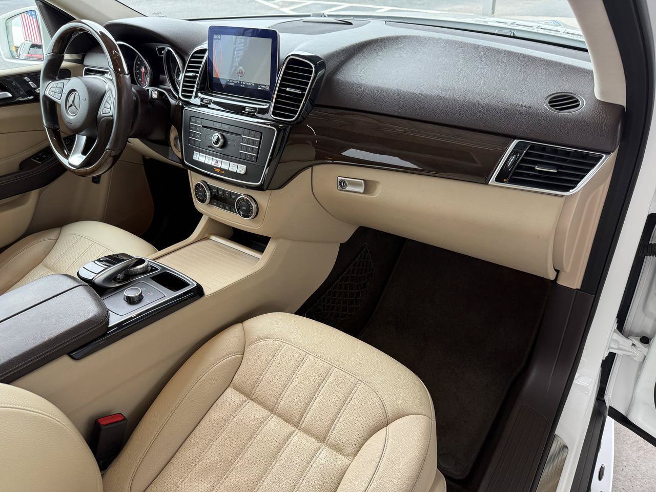 Used 2018 Mercedes-Benz GLE 350 image 30