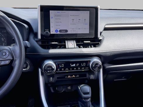 Used 2025 Toyota RAV4 XLE FWD image 7