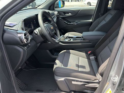 New 2026 Chevrolet Equinox LT FWD image 10