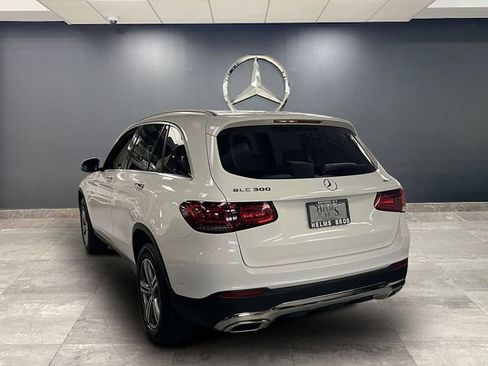 Certified 2022 Mercedes-Benz GLC 300 4MATIC image 4