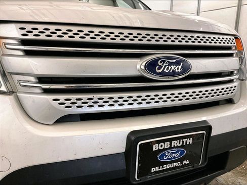 Used 2015 Ford Explorer XLT w/ Equipment Group 202B AWD/4WD image 30