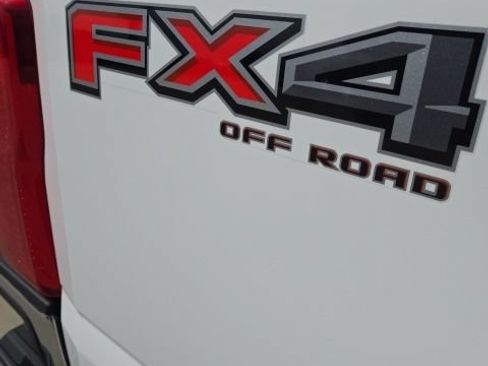 Used 2025 Ford F250 XLT w/ FX4 Off-Road Package AWD/4WD image 43