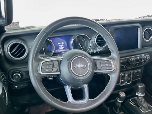 Used 2023 Jeep Wrangler Unlimited Sahara AWD/4WD image 18