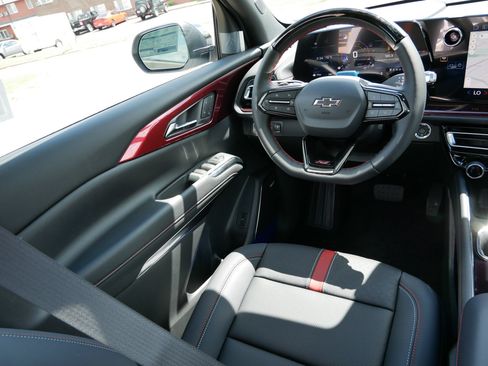 New 2026 Chevrolet Traverse RS w/ LPO, Floor Liner Package AWD/4WD image 13