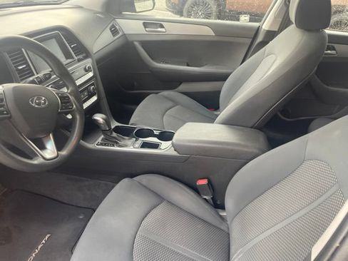Used 2018 Hyundai Sonata SE FWD image 15