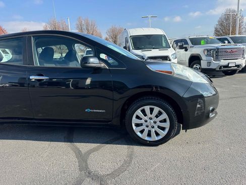 Used 2015 Nissan Leaf S w/ Charge Package image 10