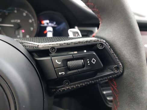 Used 2024 Porsche Macan GTS image 20