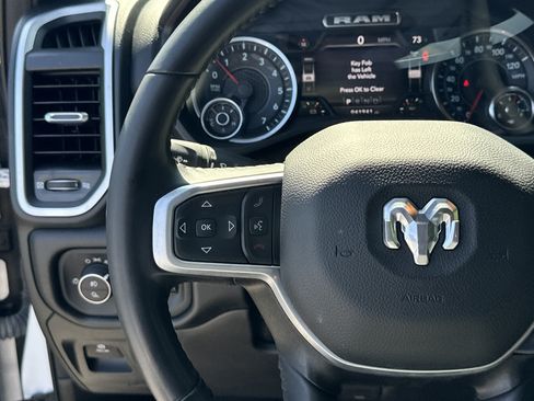 Used 2023 RAM 1500 Big Horn AWD/4WD image 28