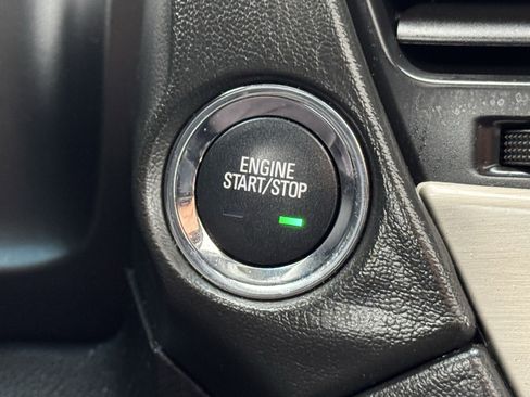 Used 2019 GMC Yukon XL Denali w/ Denali Ultimate Package image 31