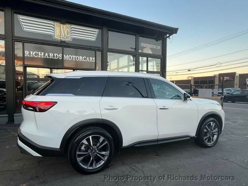 Used 2022 INFINITI QX60 Luxe image 3
