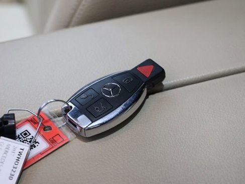 Used 2017 Mercedes-Benz GLS 450 4MATIC image 39