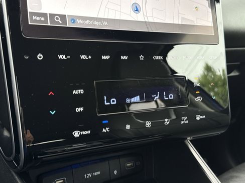 Certified 2023 Hyundai Tucson Limited FWD image 29