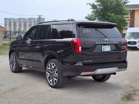 New 2026 Ford Expedition Platinum w/ Platinum Ultimate Package AWD/4WD image 6