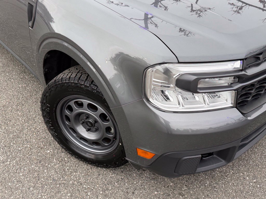 Used 2024 Ford Maverick XLT w/ XLT Luxury Package AWD/4WD image 2
