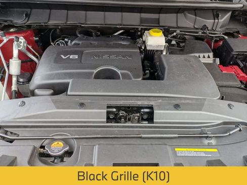 Used 2023 Nissan Pathfinder SL w/ Black Appearance Package image 12