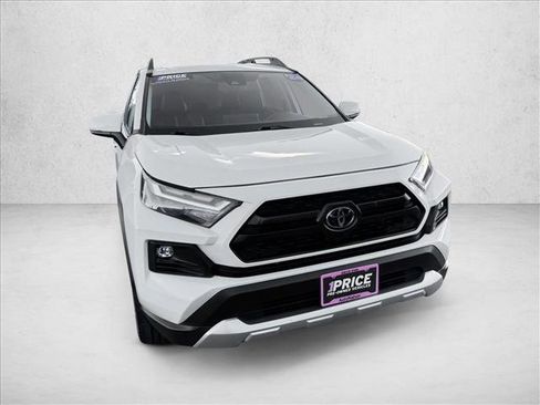 Used 2024 Toyota RAV4 Adventure image 3
