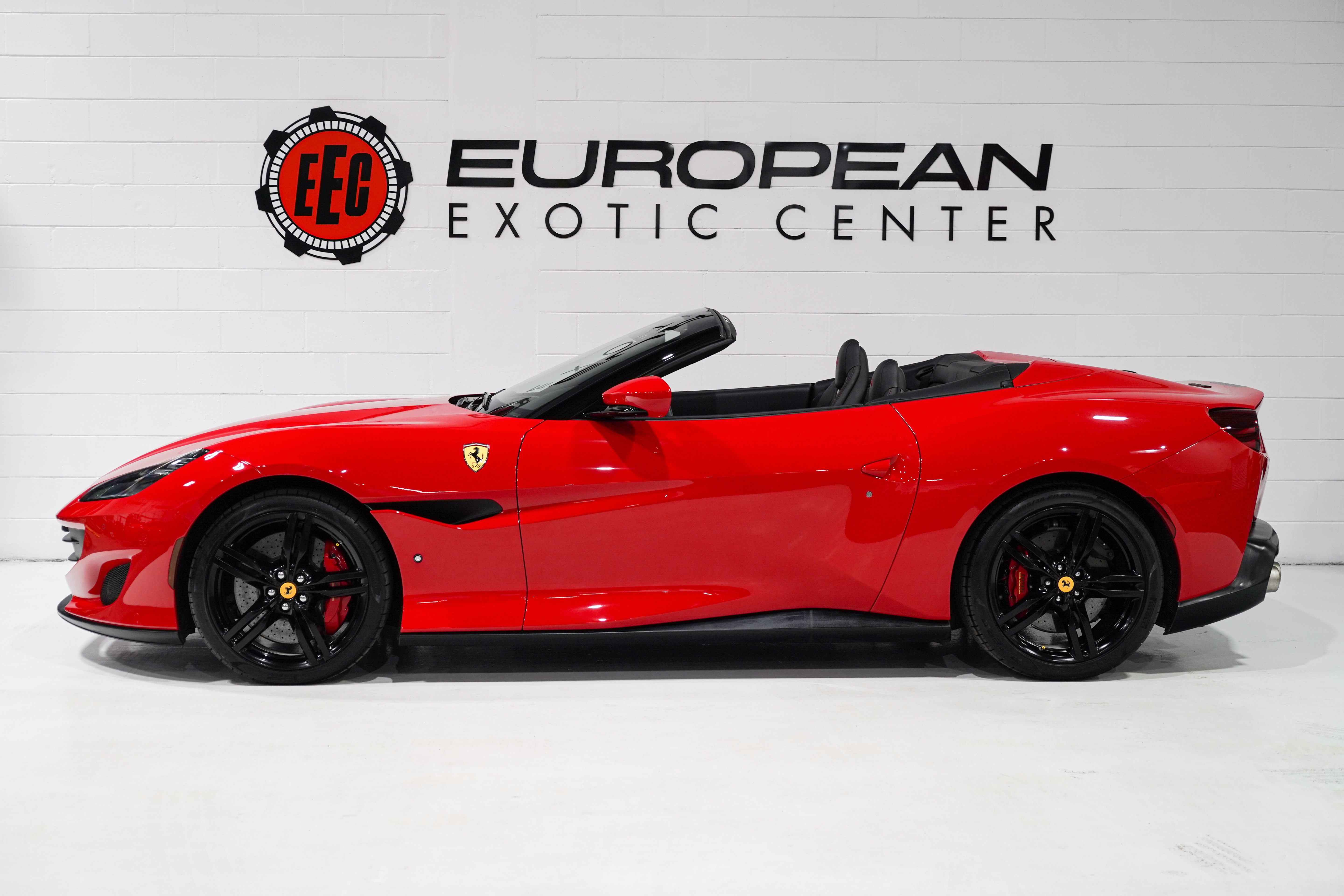Used 2019 Ferrari Portofino RWD image 7