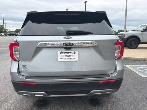 Certified 2023 Ford Explorer XLT w/ Equipment Group 202A RWD image 6