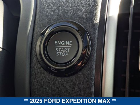 New 2025 Ford Expedition Max Active image 40