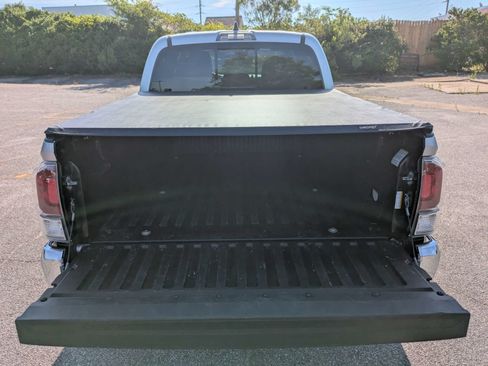 Used 2023 Toyota Tacoma TRD Off-Road RWD image 13
