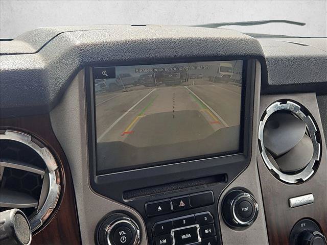 Used 2015 Ford F250 Lariat w/ Lariat Ultimate Package AWD/4WD image 9