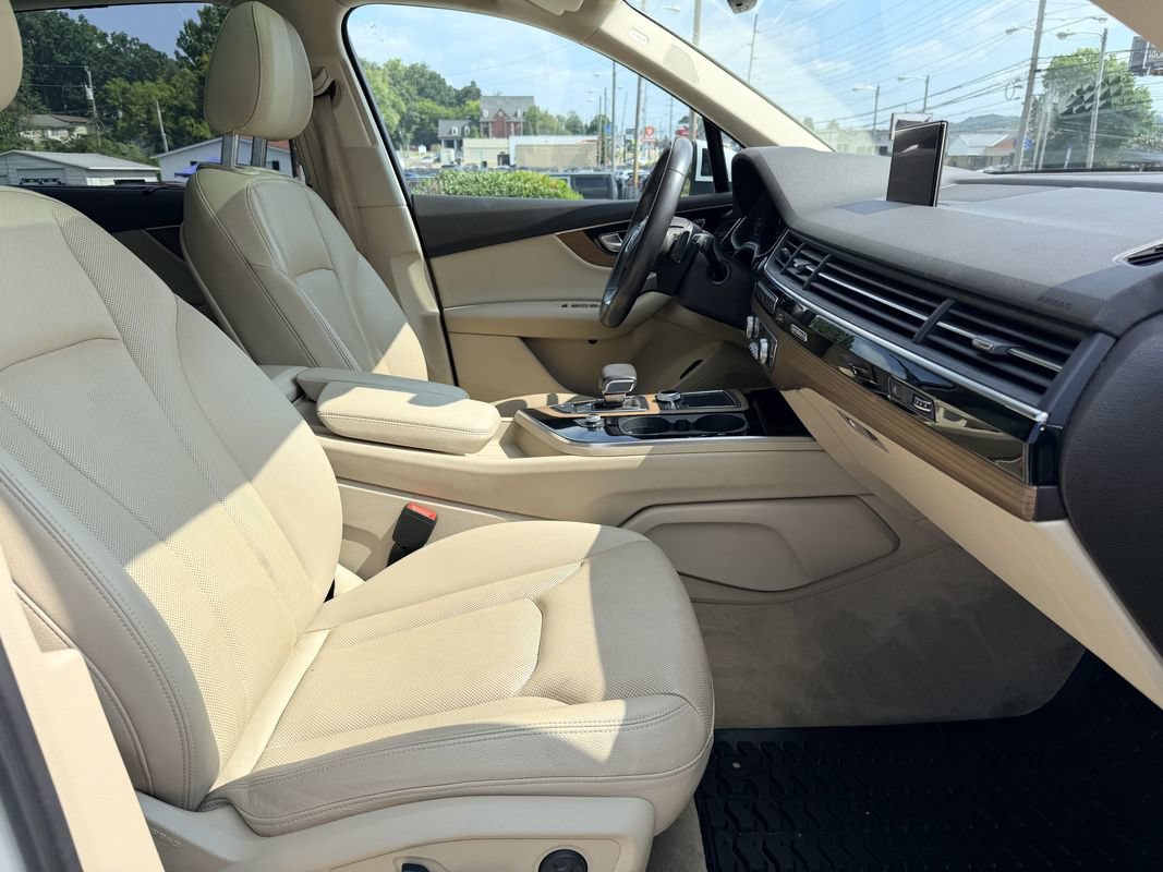 Used 2017 Audi Q7 2.0T Premium Plus AWD/4WD image 17
