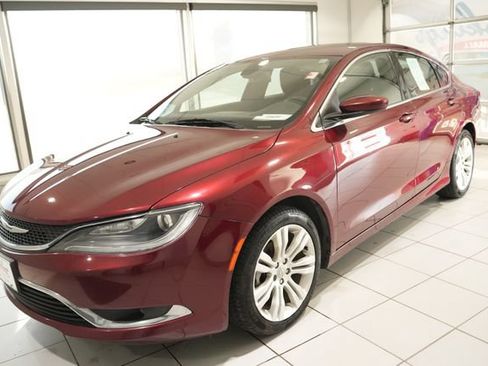 Used 2015 Chrysler 200 Limited w/ Comfort Group FWD image 5