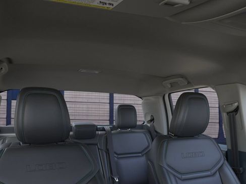 New 2026 Ford Maverick Lobo AWD/4WD image 14