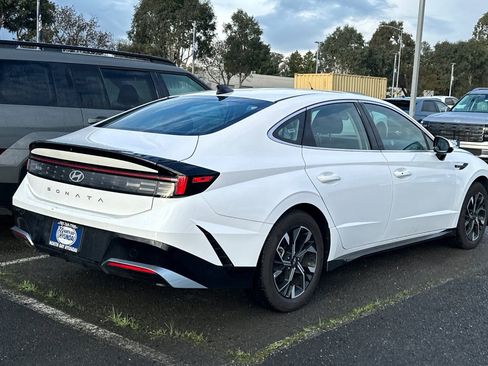 Used 2025 Hyundai Sonata SEL image 3