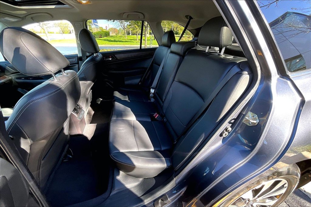 Used 2016 Subaru Outback 2.5i Limited AWD/4WD image 30