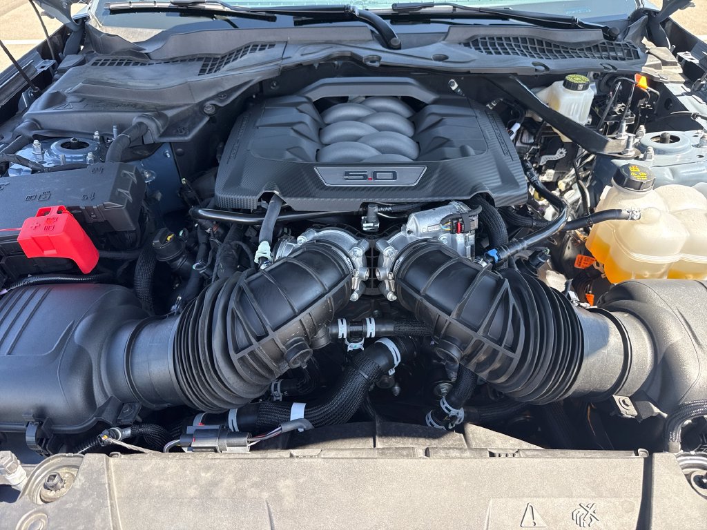 Used 2025 Ford Mustang GT Premium RWD image 28