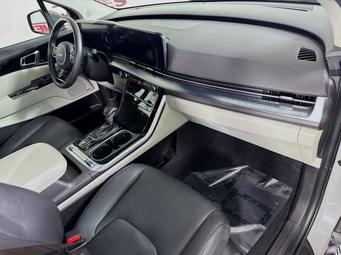 Used 2024 Kia Carnival SX Prestige FWD image 37