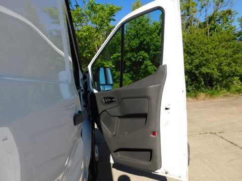 Used 2024 Ford Transit 250 148 High Roof Extended AWD w/ Load Area Protection Package image 55
