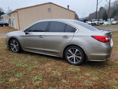 Used 2015 Subaru Legacy 2.5i Limited image 4