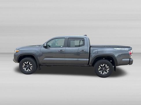 Used 2023 Toyota Tacoma TRD Off-Road w/ TRD Premium Off Road Package AWD/4WD image 8
