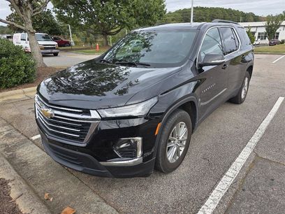 Used 2023 Chevrolet Traverse LT