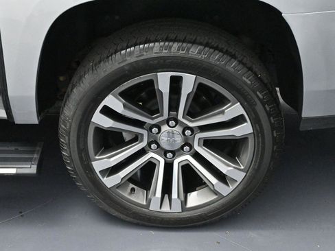 Used 2019 GMC Yukon XL Denali w/ Denali Ultimate Package image 36