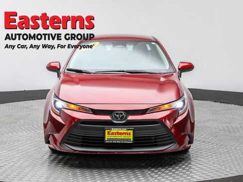 Used 2024 Toyota Corolla LE FWD image 2