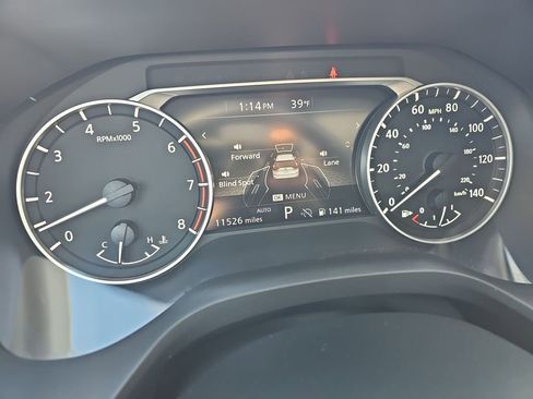 Used 2024 Nissan Rogue SV w/ SV Premium Package image 35