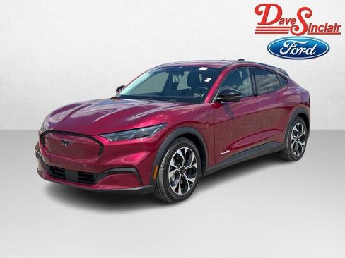 Used 2025 Ford Mustang Mach-E Select w/ Comfort Package Lite RWD image 1