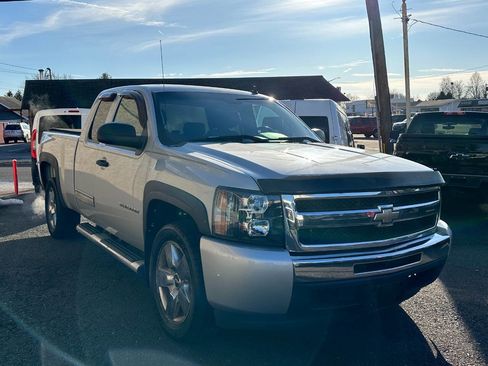 Used 2010 Chevrolet Silverado 1500 LT w/ Power Pack Plus image 8