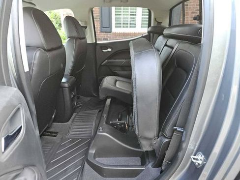 Used 2019 Chevrolet Colorado ZR2 AWD/4WD image 29